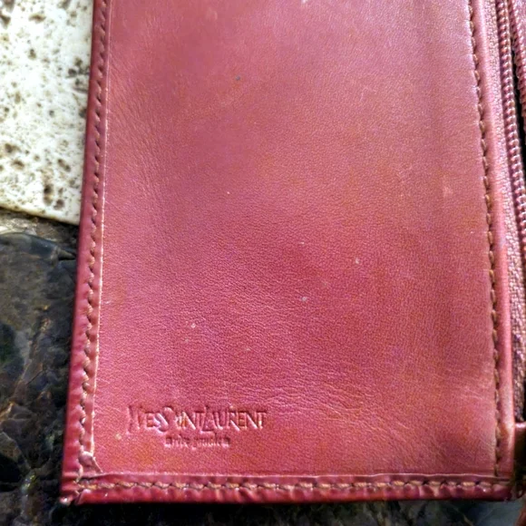 Yves Saint Laurent San Lorenzo Burgundy Patent Leather small  Bifold Wallet - Picture 6 of 11